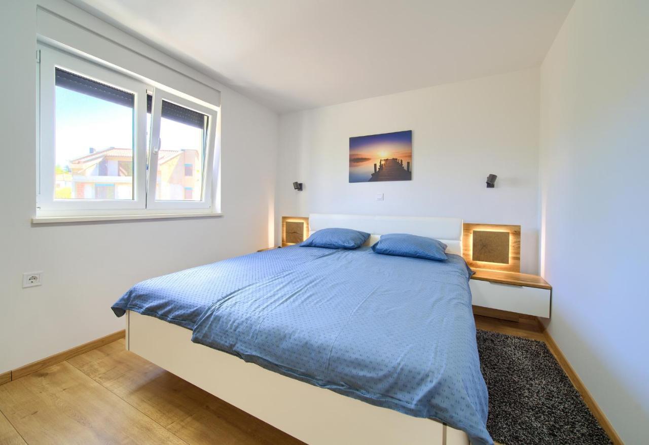 Apartments Nadica Deluxe Malinska Εξωτερικό φωτογραφία