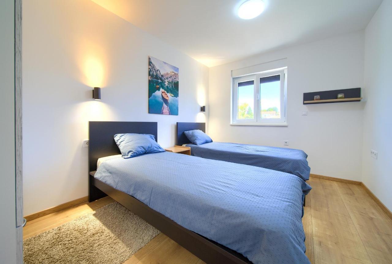 Apartments Nadica Deluxe Malinska Εξωτερικό φωτογραφία