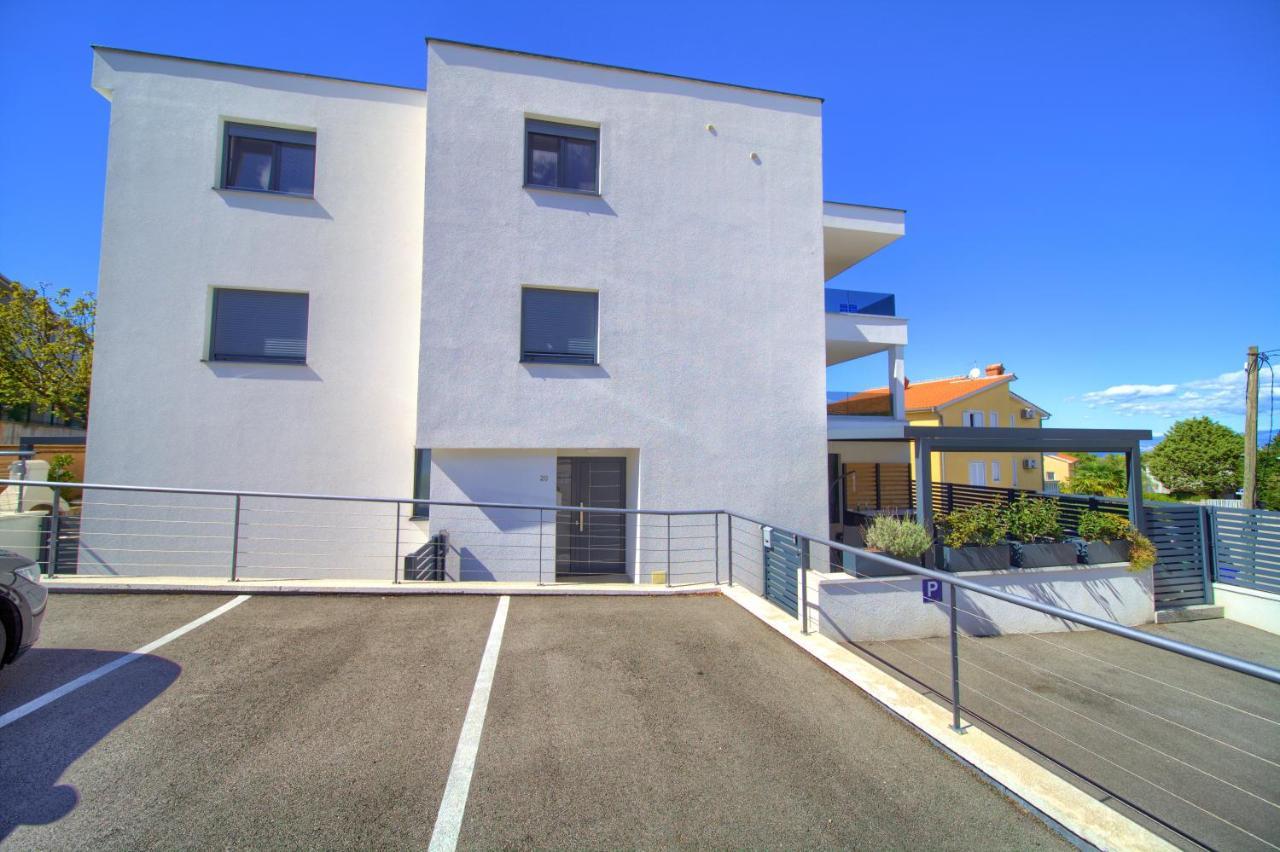 Apartments Nadica Deluxe Malinska Εξωτερικό φωτογραφία